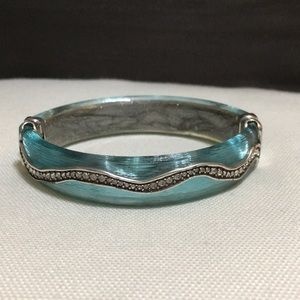 EUC Faux Turquoise & Crystal Hinged Bangle